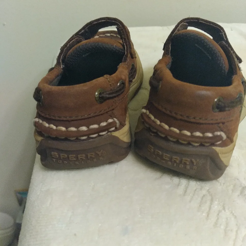 Brown Kids SPERRY Shoes with Velcro Strap TODDLER Size 7 M, 4.5 INCHES INSIDE
